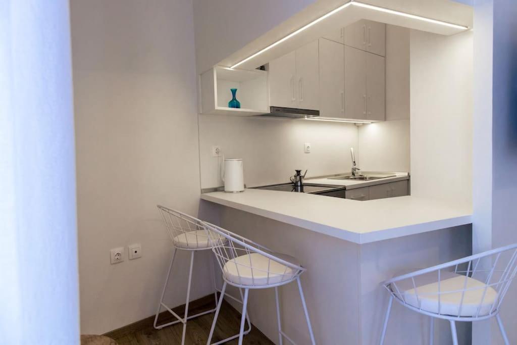 Cozy Studio In The Heart Of City كوموتيني المظهر الخارجي الصورة